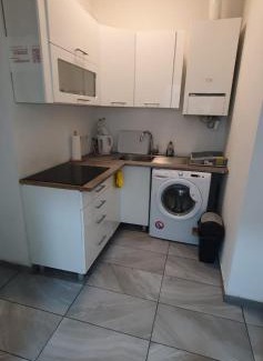 Simmering Apartment | Amazing 5BR Apt, Very Central in Vienna