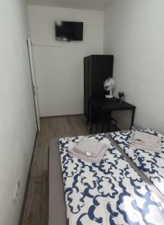 Simmering Apartment | Amazing 5BR Apt, Very Central in Vienna