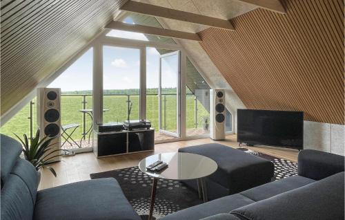 Østermarie Apartment | Amazing Apartment In Østermarie