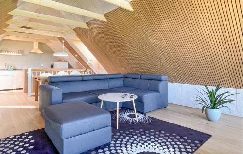 Østermarie Apartment | Amazing Apartment In Østermarie