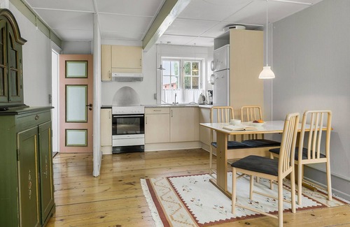 Akirkeby Apartment | Amazing apartment in Aakirkeby