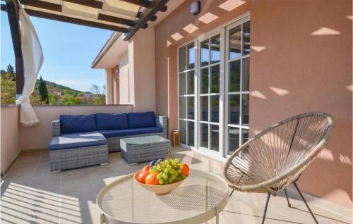 Pirovac Apartment | Amazing Apartment In Kasic With Wifi