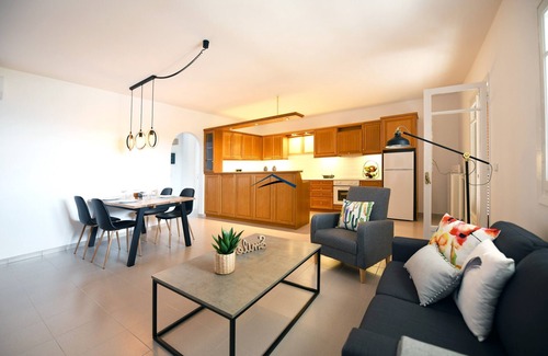 Vourkari Apartment | Amazing apartment overlooking the bay of Vourkari.SQ