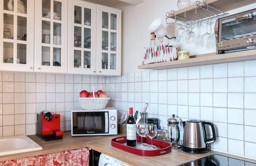 Quartier de la Place-Vendome Apartment | Amazing apartment with loft & tons of charm by The Louvre & Tuileries Garden!