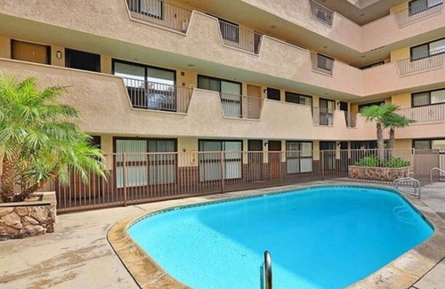 North Pacific Beach Condo | Amazing beachfront condo complex, doesn’t get any better!