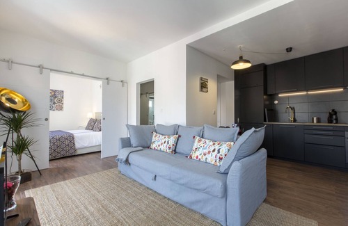 Pena Apartment | Amazing Downtown Apt with balcony and fantastic view