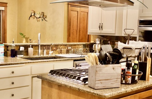 Francis Creek House | Amazing home for 10 with rec room: movie theatre, craps table, pool table & bar!