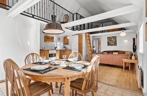 Blavand Strand House | Amazing home in Blåvand with WiFi