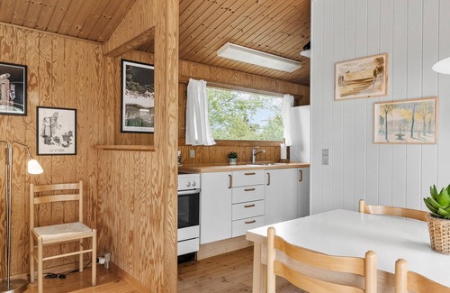 Dronningmolle House | Amazing home in Dronningmølle with WiFi