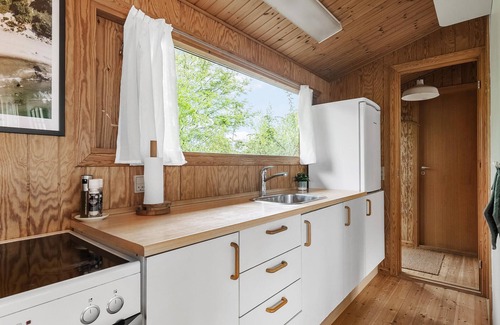 Dronningmolle House | Amazing home in Dronningmølle with WiFi