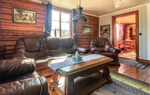 Dals-Ed N House | Amazing Home In Ed With Lake View