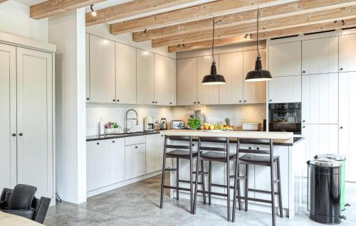 Buchenau House | Amazing Home In Eiterfeld With Wifi