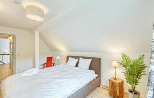 Buchenau House | Amazing Home In Eiterfeld With Wifi