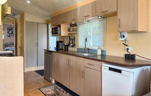 Elburg House | Amazing Home In Elburg With Wifi