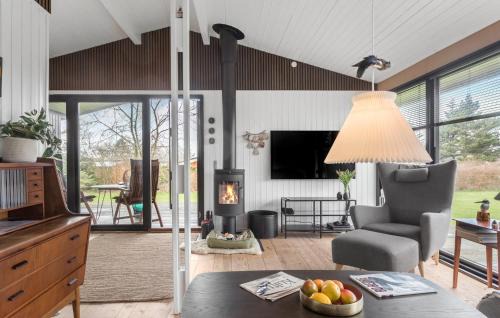 Fej House | Amazing Home In Fejø With Wifi