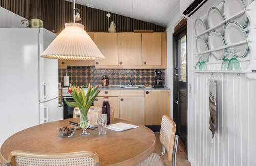 Fej House | Amazing home in Fejø with WiFi