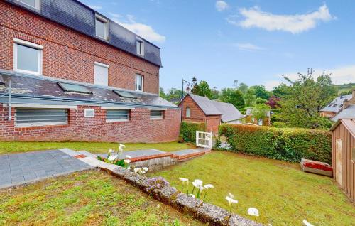 Veulettes-sur-Mer House | Amazing Home In Veulettes-Sur-Mer