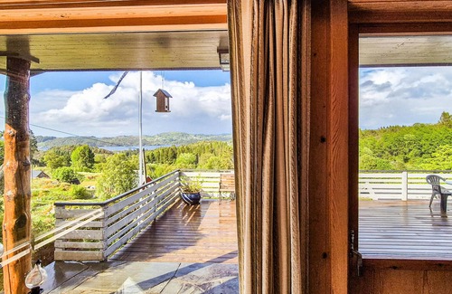 Meland House | Amazing home in Frekhaug