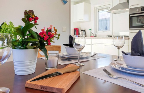 Giethoorn House | Amazing home in Giethoorn with WiFi