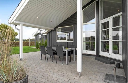 Flovt Strand House | Amazing home in Haderslev with sauna