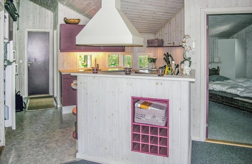 Ristinge House | Amazing home in Humble with WiFi