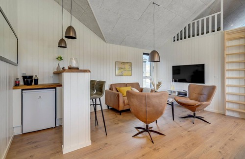 Bjerregaard House | Amazing home in Hvide Sande with sauna