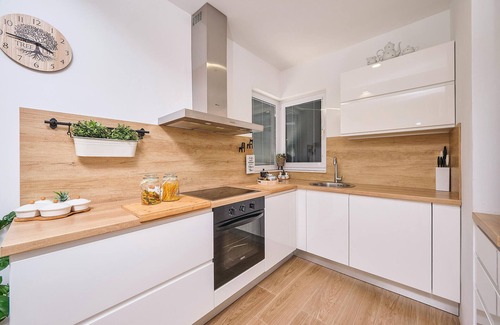 Rudine House | Amazing home in Kastel Novi