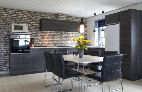 Hasle House | Amazing home in Klemensker with WiFi