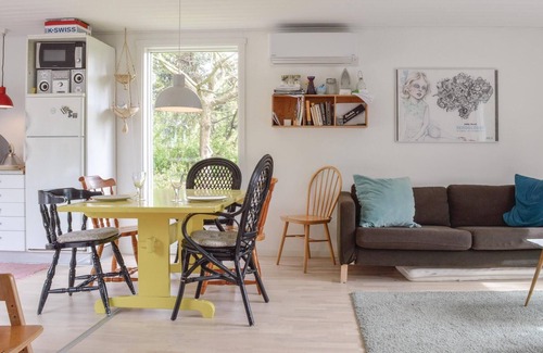 Olsted House | Amazing home in ølsted with WiFi