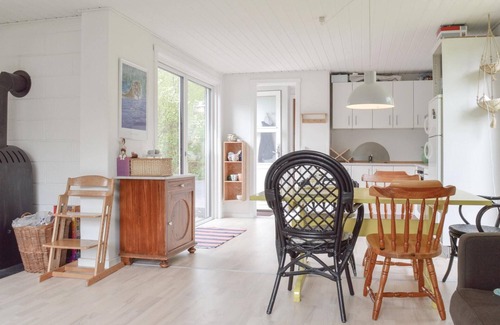 Olsted House | Amazing home in ølsted with WiFi