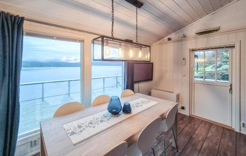 Hardangerfjord House | Amazing Home In Omastrand With Wifi