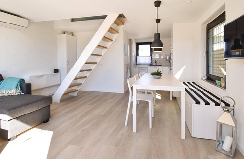 Hasmark Strand House | Amazing home in Otterup with kitchen