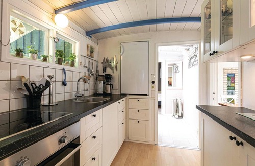 Ronne House | Amazing home in Rønne with WiFi