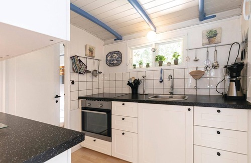 Ronne House | Amazing home in Rønne with WiFi