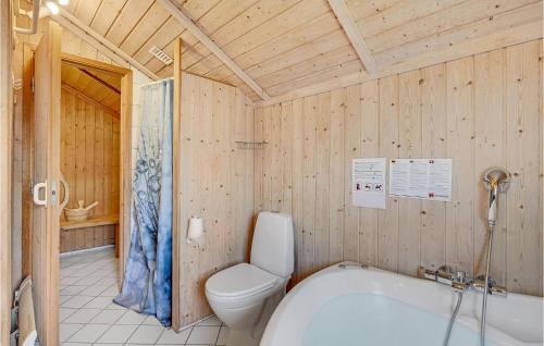 Spodsbjerg House | Amazing Home In Rudkøbing With Sauna