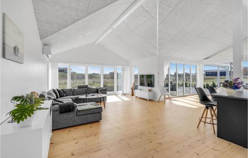 Frolunde House | Amazing Home In Slagelse With Kitchen