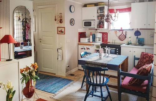 Sollebrunn House | Amazing home in Sollebrunn with WiFi