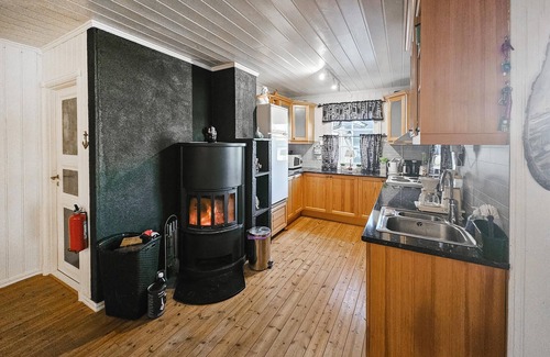 Hobol Municipality House | Amazing home in Spydeberg with WiFi