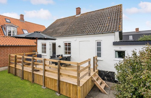 Lohals House | Amazing home in Tranekær with WiFi