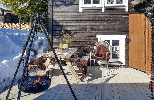 Mælem House | Amazing home in Trysil with house a mountain view