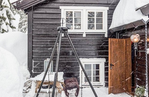 Mælem House | Amazing home in Trysil with house a mountain view