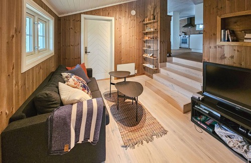 Rollag House | Amazing home in Veggli with WiFi