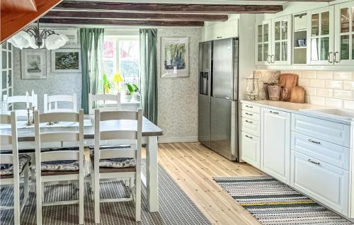 Tofta House | Amazing Home In Visby With Wifi