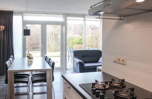Vlagtwedde House | Amazing home in Vlagtwedde