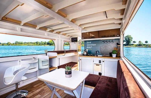 Ophoven Boat Rental | Amazing houseboat in Kinrooi for rent