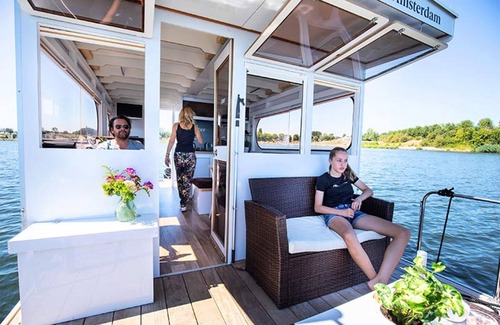 Ophoven Boat Rental | Amazing houseboat in Kinrooi for rent
