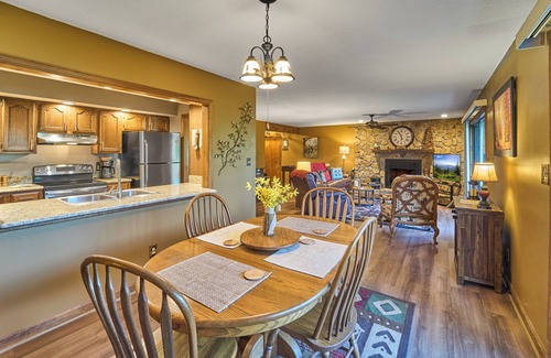 Pittman Center Condo | Amazing Mountain and Golf Course Views