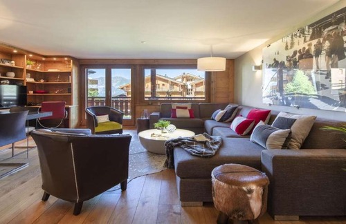 Are Ski Chalet | Amazing New Chalet