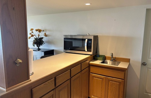 University Place House | Amazing Panoramic Water Views, Enjoy Sunsets & Relax in Tacoma area