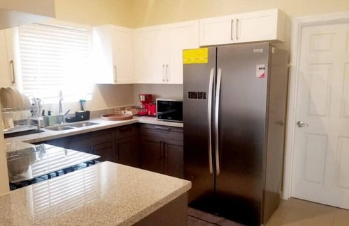 Lucea House | Amazing & Relaxing Vacation Homen Gated 2brm/2bthn